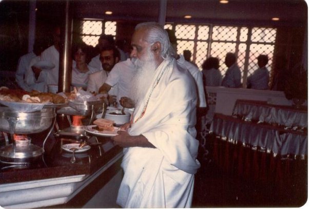 Pregunta el discípulo: ¿Por qué me es tan difícil controlar mi peso, si soy vegetariano?